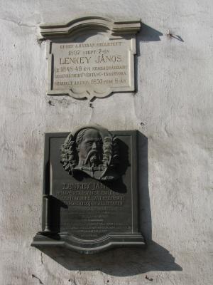 Lenkey János emléktábla Egerben